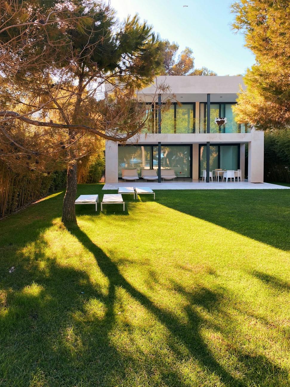 Lakeshore Eco-Residence
